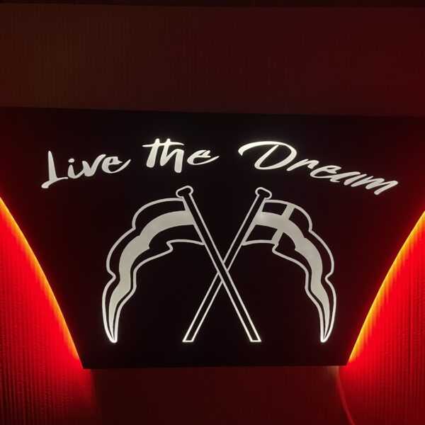 Tablica Podświetlana na tylną ściane