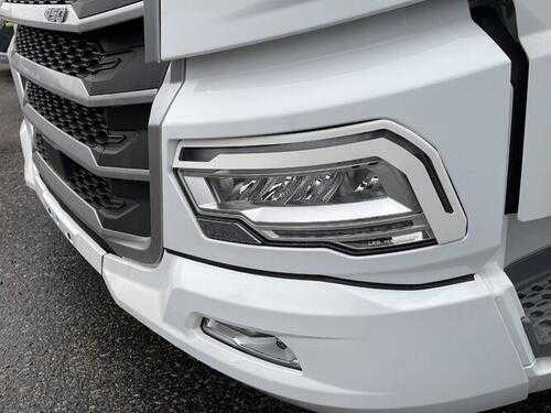 Wykończenie lamp przednich brewki DAF XD/XF/XG/XG+, 2022-, nr kat. 144414S222