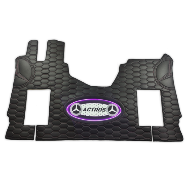 Podświelany dywanik Mercedes Actros